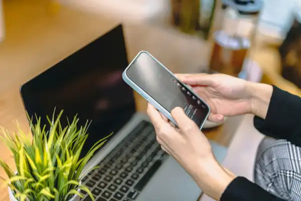 10 Digital Tools That Help Solo Creators Punch Above Their Weight