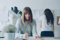Employee or Contractor? How to Decide for Your Small Shop