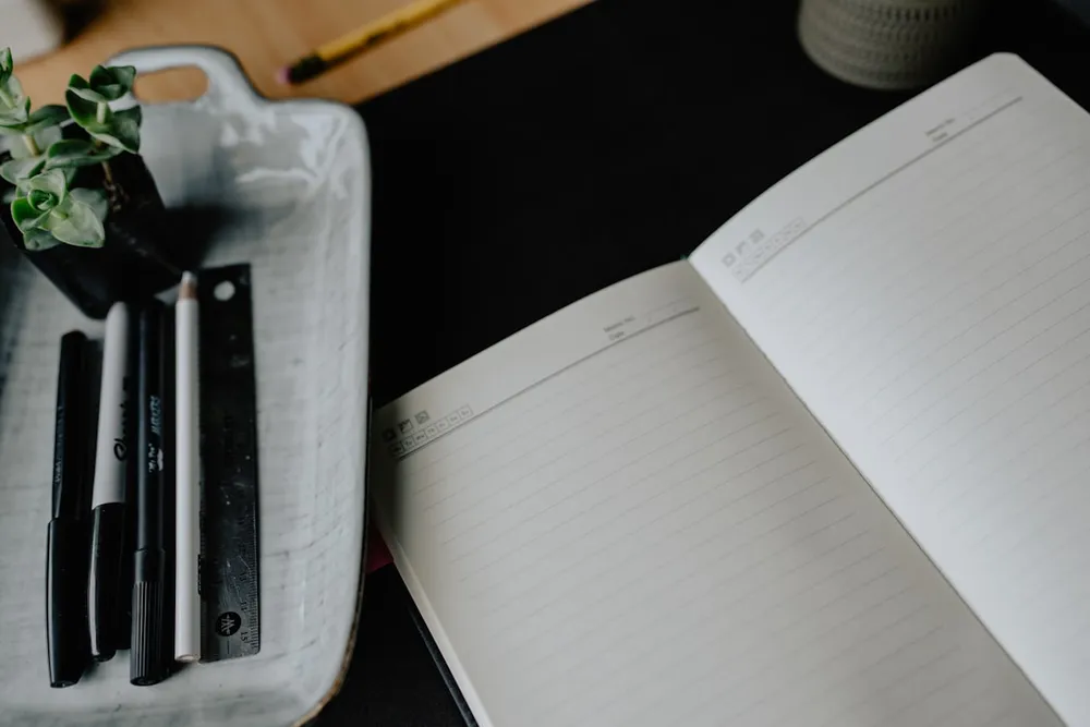 The 2-Minute Weekly Review That Keeps Your System From Collapsing